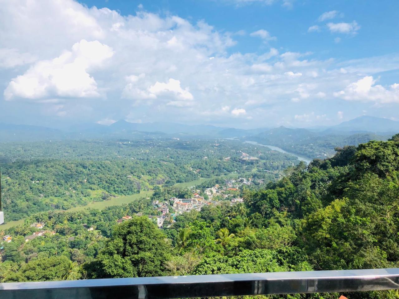Mount Blue Kandy Exterior photo