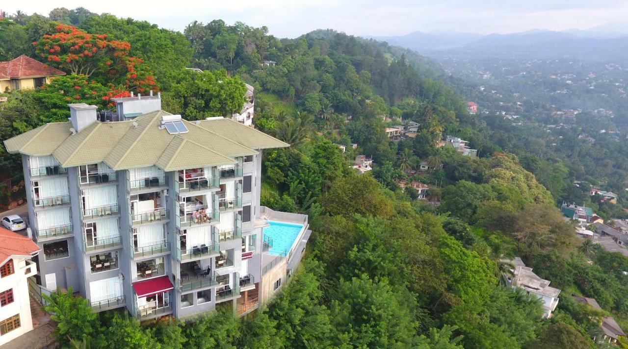 Mount Blue Kandy Exterior photo